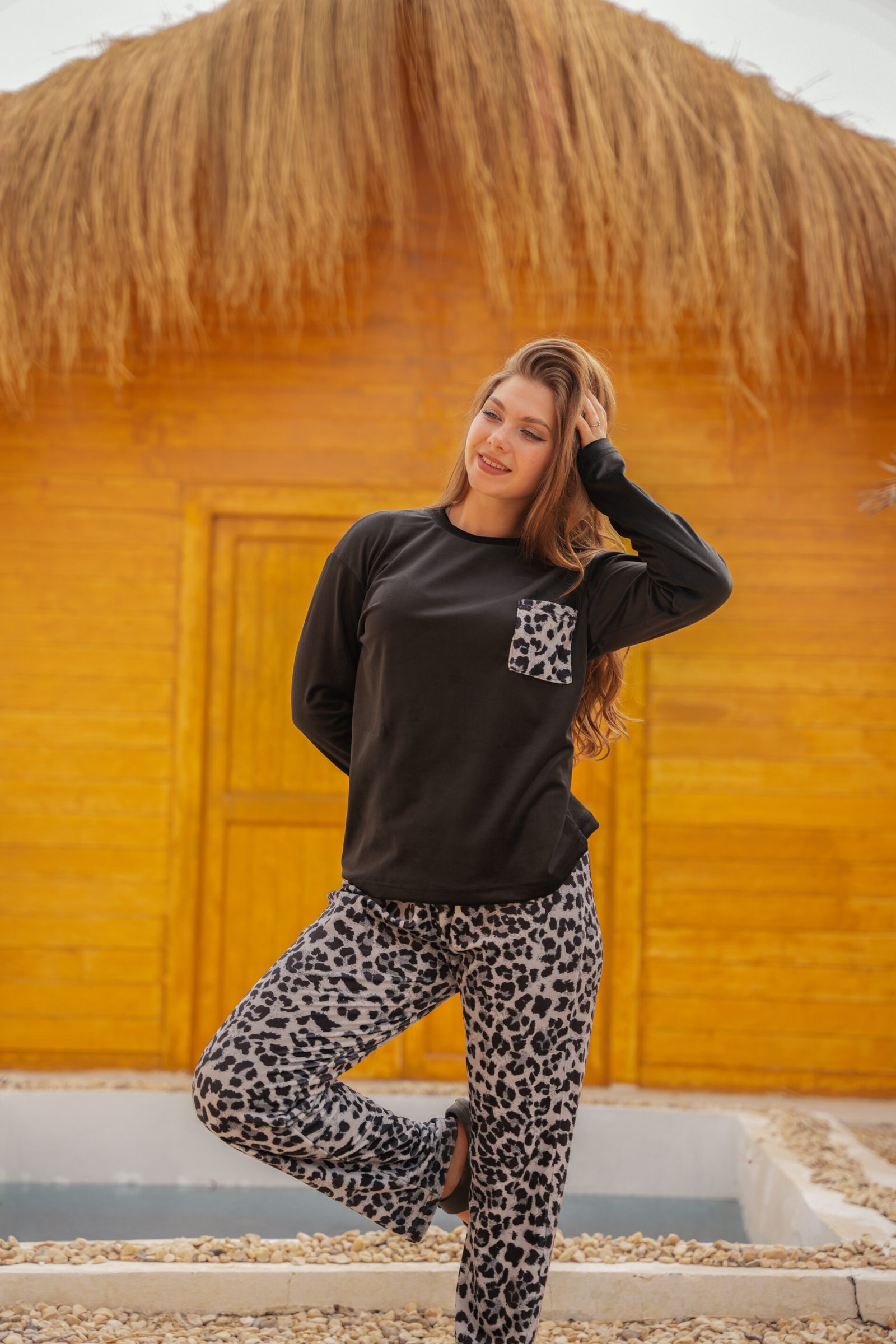 Gray Leopard Cozy Set